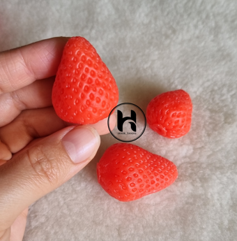 قالب توت فرنگی سه سایز