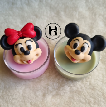 قالب میکی و مینی پشت تخت